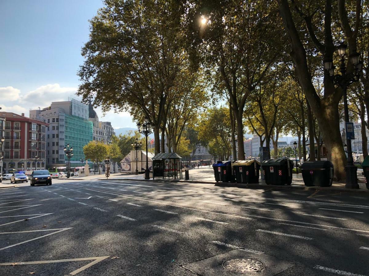 Apartamento Minimalista En El Corazon De Bilbao Exterior foto